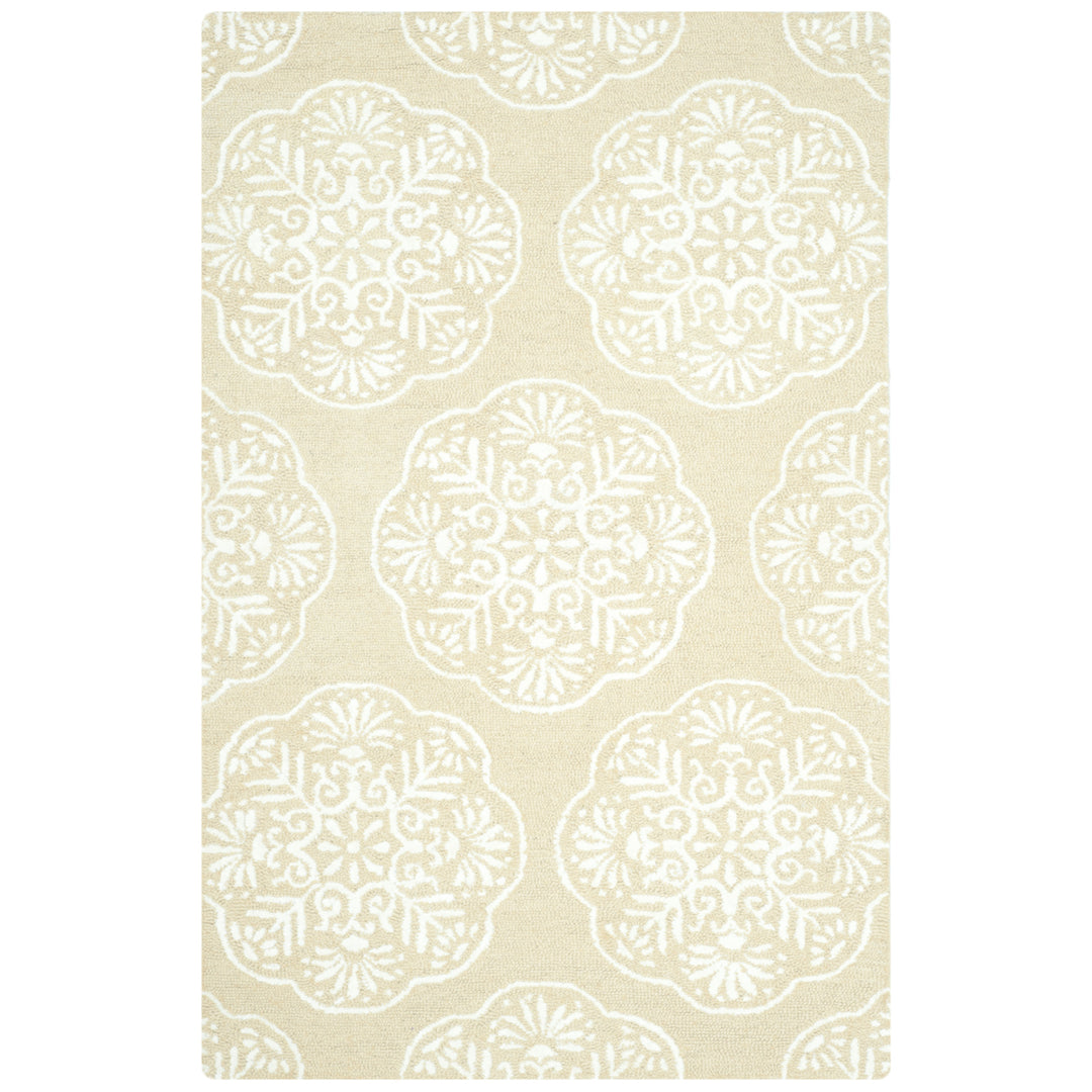 SAFAVIEH Bella BEL711A Handmade Beige / Ivory Rug Image 10