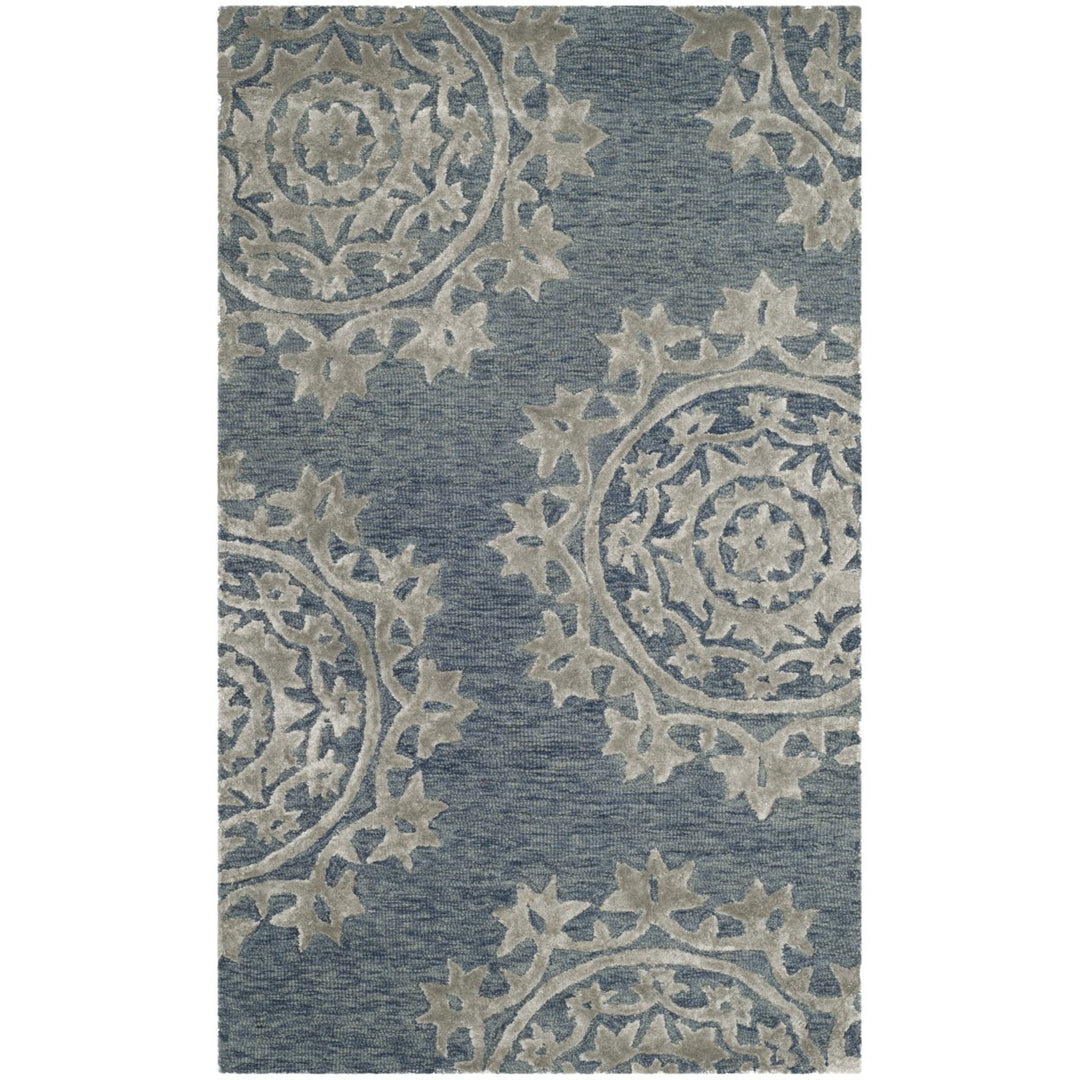 SAFAVIEH Bella Collection BEL914A Handmade Blue Rug Image 9