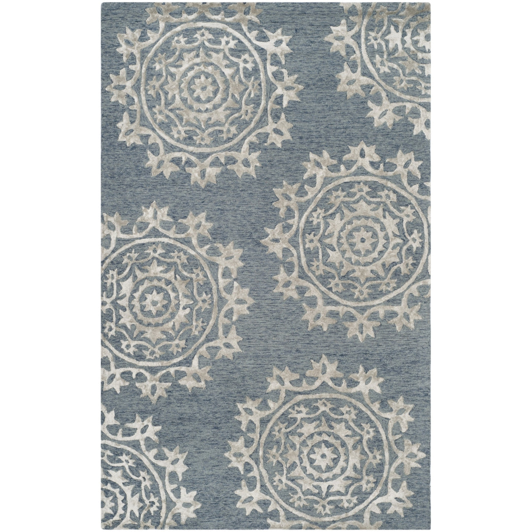 SAFAVIEH Bella Collection BEL914A Handmade Blue Rug Image 10