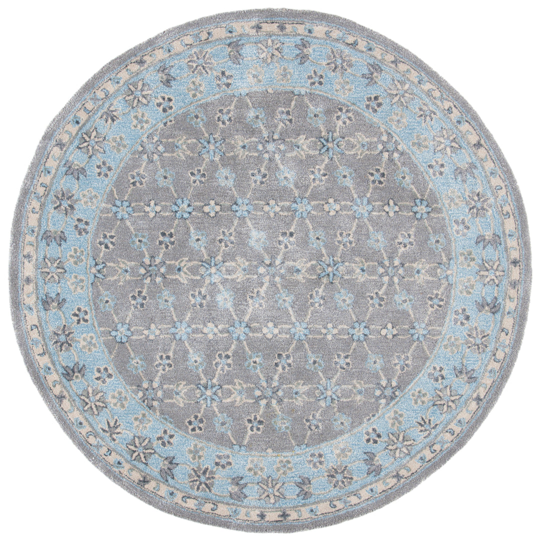 SAFAVIEH Bella BEL932A Handmade Silver / Light Blue Rug Image 4