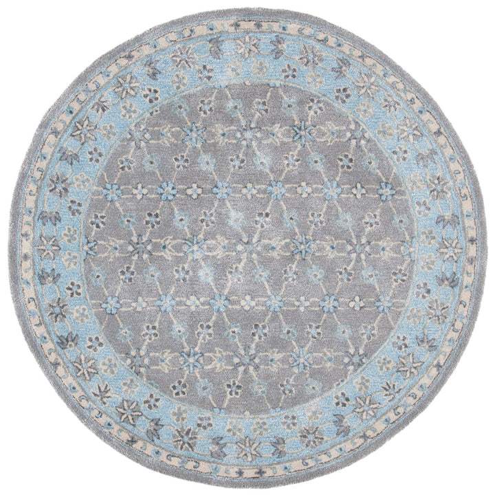 SAFAVIEH Bella BEL932A Handmade Silver / Light Blue Rug Image 1