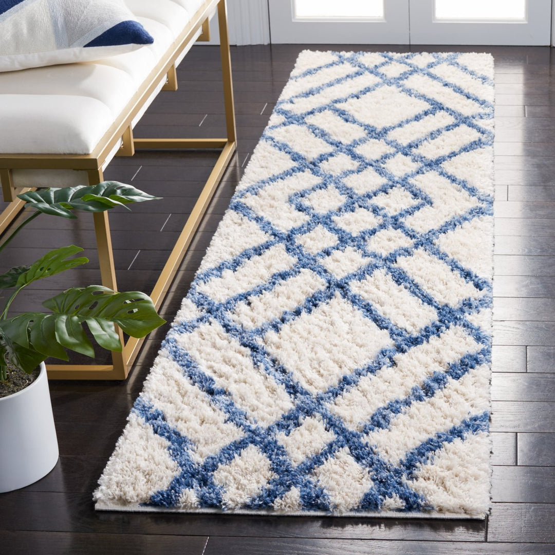 SAFAVIEH Berber Shag Collection BER214B Ivory / Blue Rug Image 3