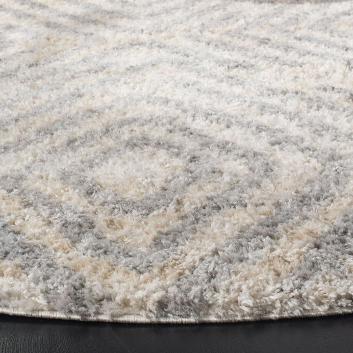 SAFAVIEH Berber Shag Collection BER218A Cream / Grey Rug Image 11