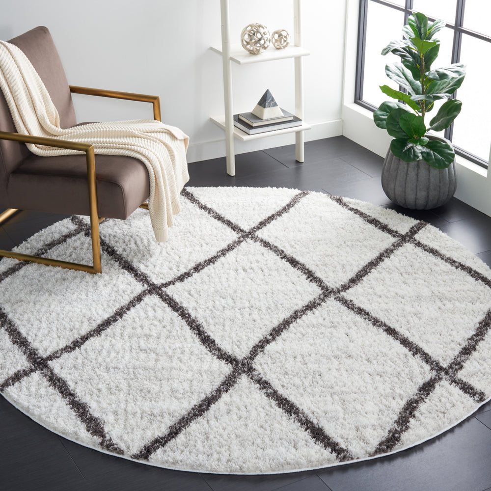 SAFAVIEH Berber Shag Collection BER526F Ivory / Grey Rug Image 2