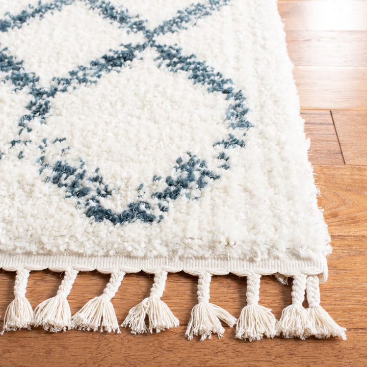 SAFAVIEH Berber Fringe Shag BFG524A Cream / Blue Rug Image 5