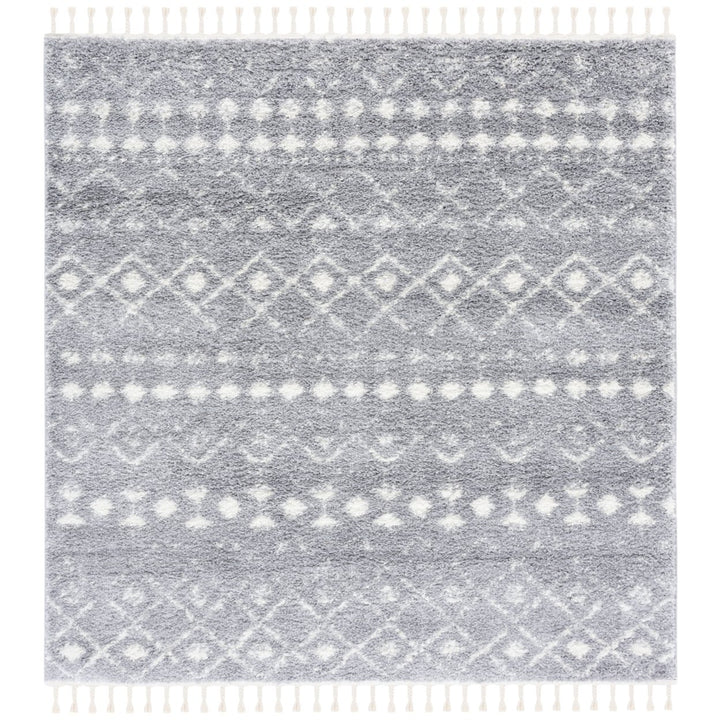 SAFAVIEH Berber Fringe Shag BFG516G Lt Grey /Ivory Rug Image 6