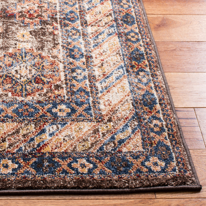 SAFAVIEH Bijar Collection BIJ653P Brown / Ivory Rug Image 6