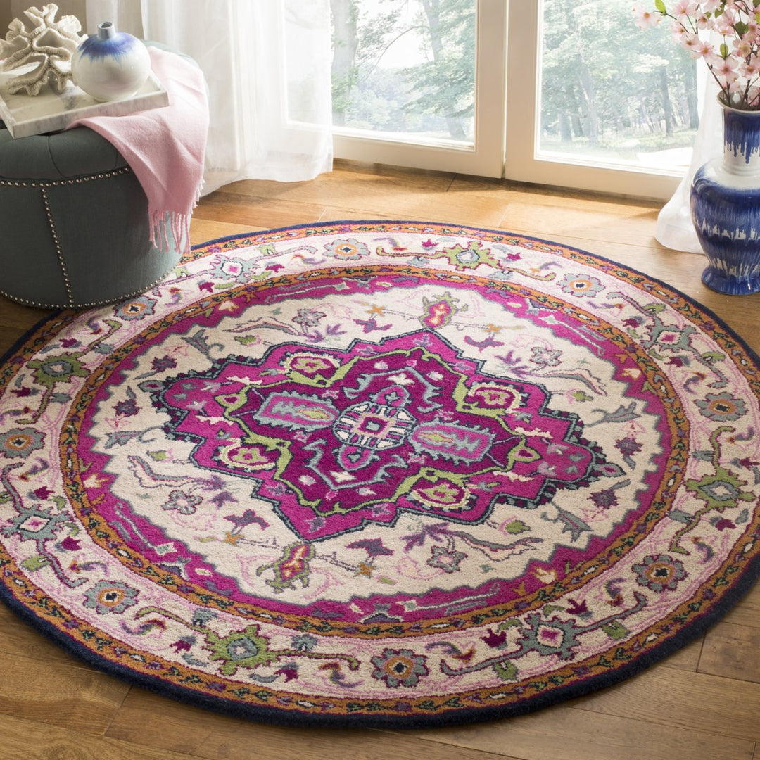 SAFAVIEH Bellagio BLG541A Handmade Ivory / Pink Rug Image 2