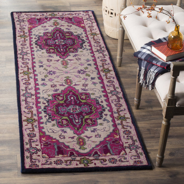 SAFAVIEH Bellagio BLG541A Handmade Ivory / Pink Rug Image 3