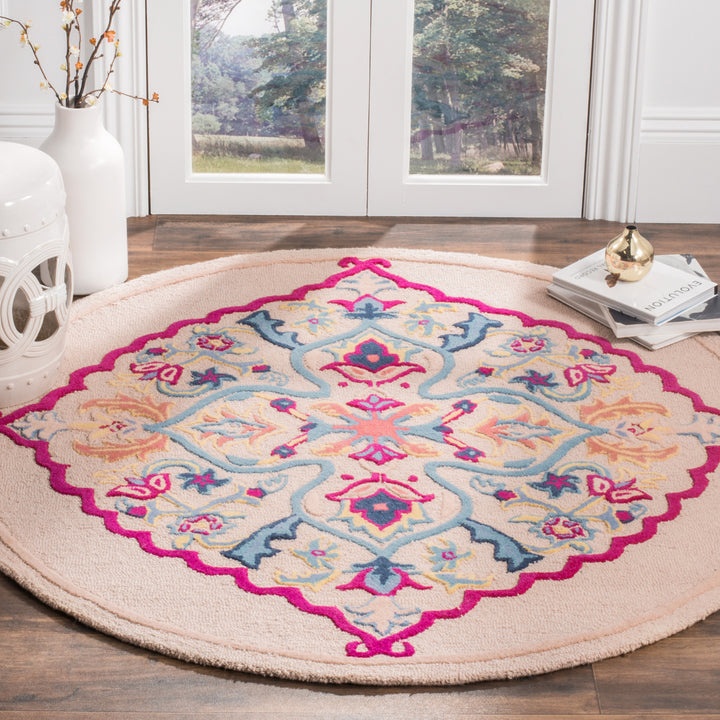 SAFAVIEH Bellagio BLG605E Handmade Light Pink /Multi Rug Image 2