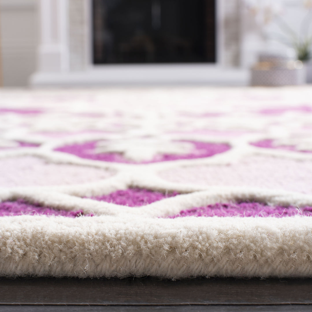 SAFAVIEH Bellagio BLG610A Handmade Pink / Ivory Rug Image 11