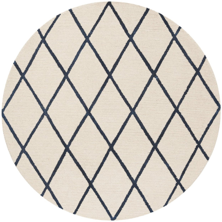 SAFAVIEH Blossom BLM102N Handmade Ivory / Navy Rug Image 4