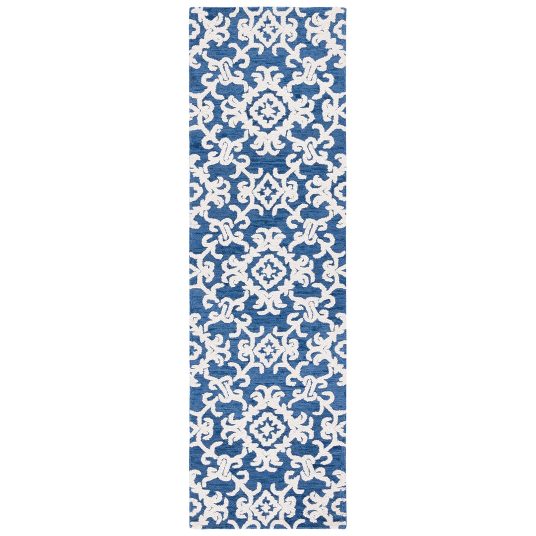 SAFAVIEH Blossom BLM104N Handmade Navy / Ivory Rug Image 5