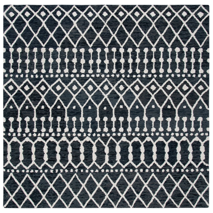 SAFAVIEH Blossom BLM115Z Handmade Black / Ivory Rug Image 7