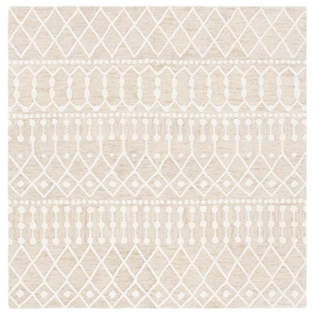 SAFAVIEH Blossom BLM115B Handmade Beige / Ivory Rug Image 1