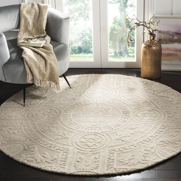 SAFAVIEH Blossom BLM109F Handmade Light Grey / Ivory Rug Image 2