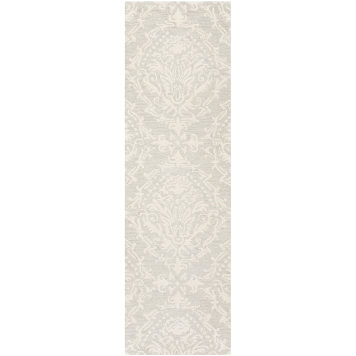 SAFAVIEH Blossom BLM107C Handmade Sage / Ivory Rug Image 5