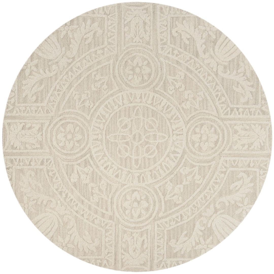 SAFAVIEH Blossom BLM109F Handmade Light Grey / Ivory Rug Image 4