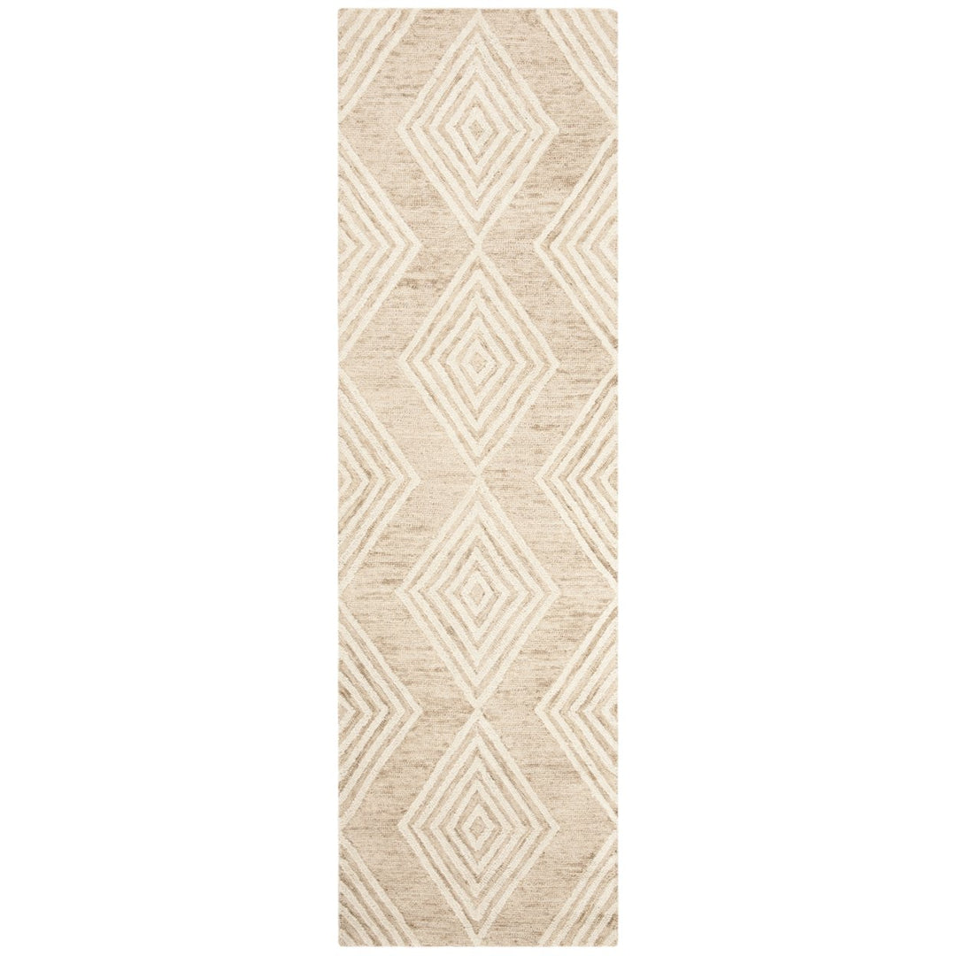 SAFAVIEH Blossom BLM111B Handmade Beige / Ivory Rug Image 1