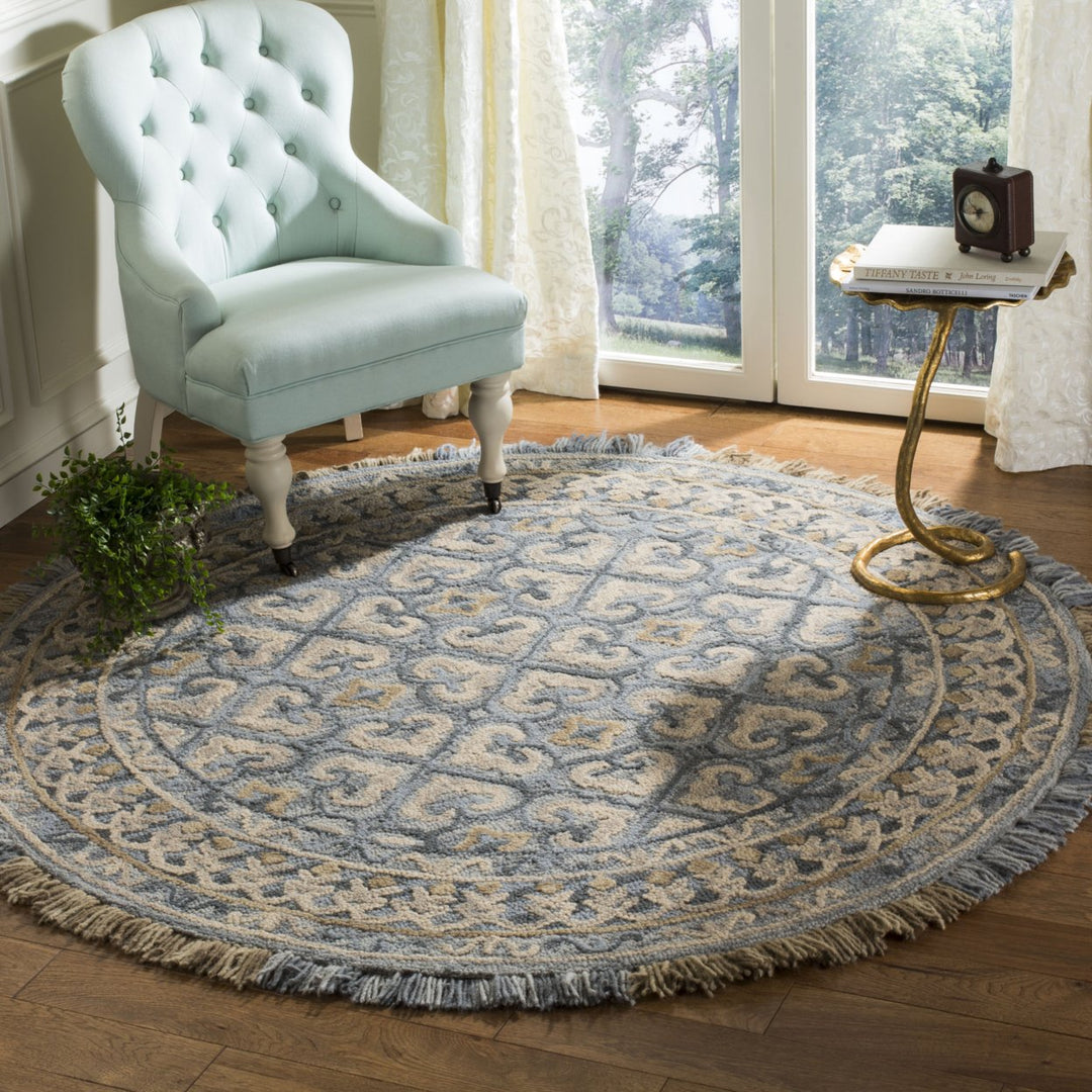 SAFAVIEH Blossom BLM420A Handmade Light Beige / Blue Rug Image 2