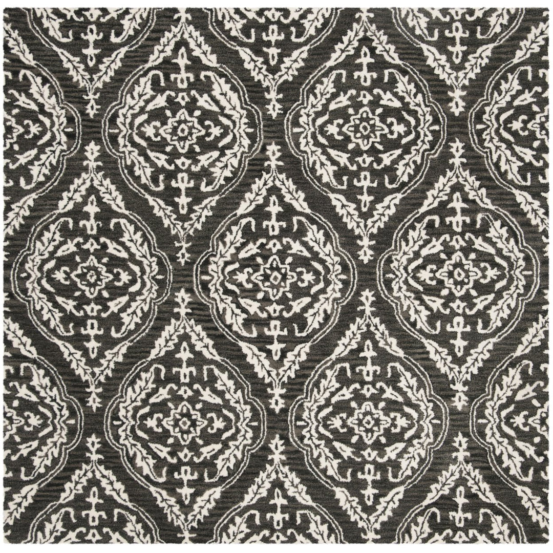 SAFAVIEH Blossom BLM602H Handmade Charcoal / Ivory Rug Image 1