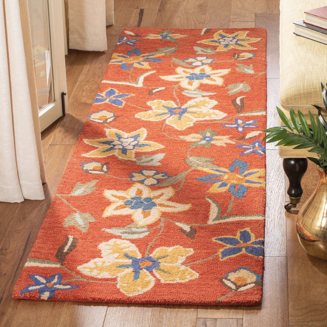 SAFAVIEH Blossom BLM673A Hand-hooked Rust / Multi Rug Image 3