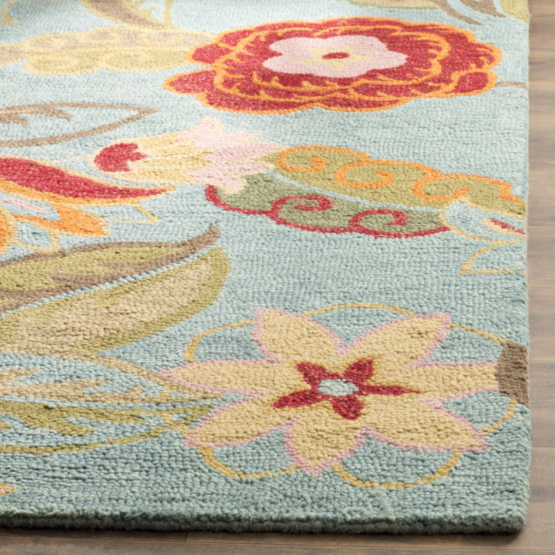 SAFAVIEH Blossom BLM675A Hand-hooked Blue / Multi Rug Image 7