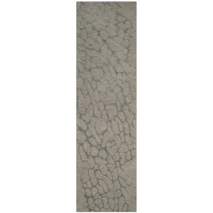 SAFAVIEH Blossom BLM695B Hand-hooked Grey / Grey Rug Image 1