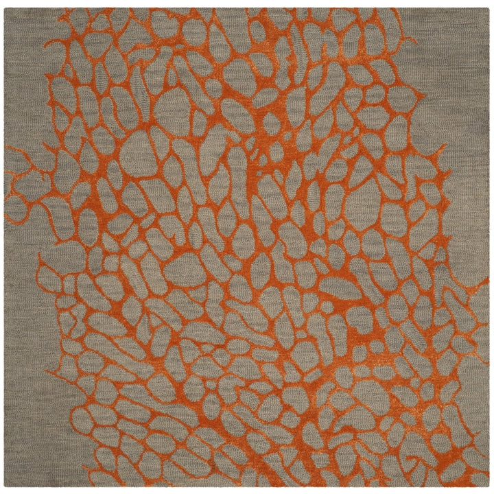 SAFAVIEH Blossom BLM695C Hand-hooked Grey / Orange Rug Image 6