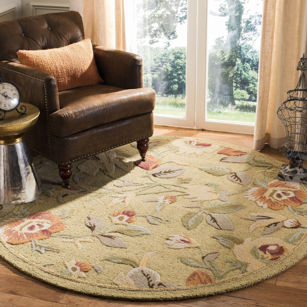 SAFAVIEH Blossom BLM785A Hand-hooked Green / Multi Rug Image 2