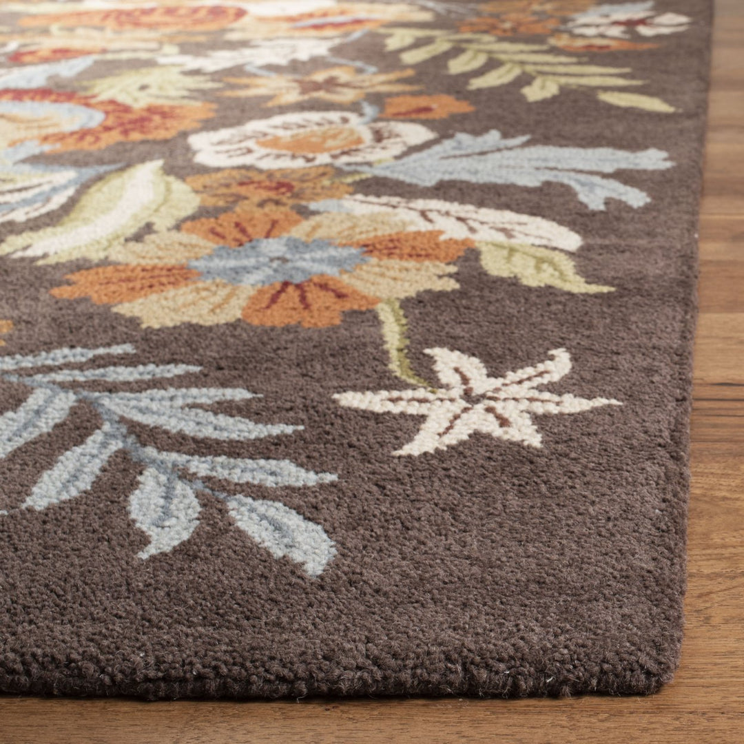 SAFAVIEH Blossom BLM915A Hand-hooked Brown / Multi Rug Image 10
