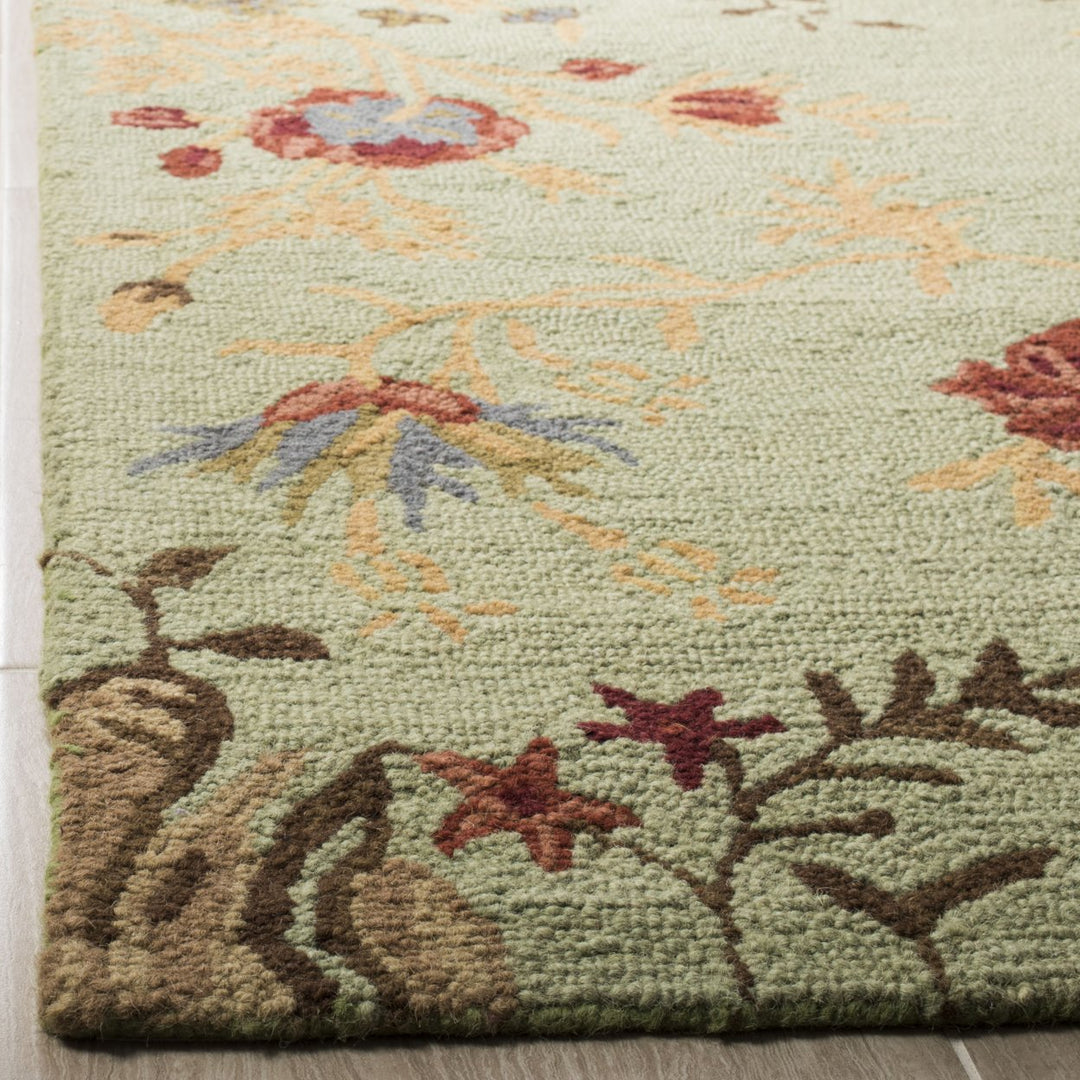 SAFAVIEH Blossom BLM919A Light Green / Multi Rug Image 7