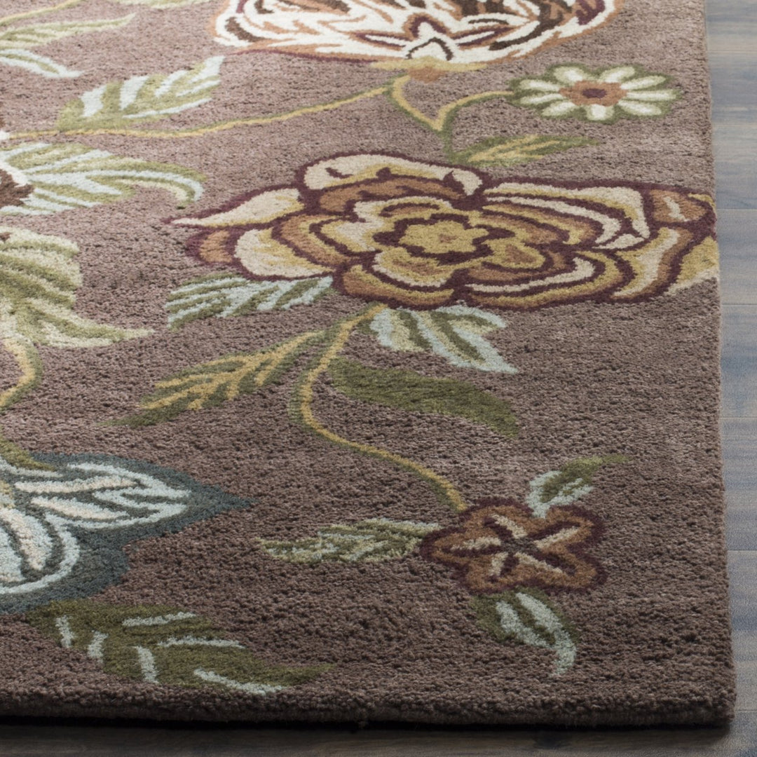 SAFAVIEH Blossom BLM920A Hand-hooked Brown / Multi Rug Image 7