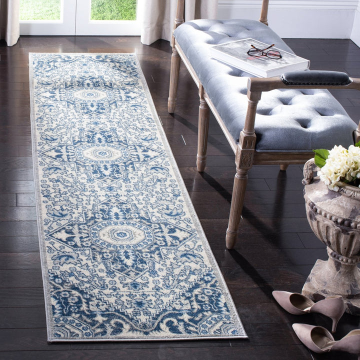 SAFAVIEH Brentwood Collection BNT816D Cream / Blue Rug Image 3