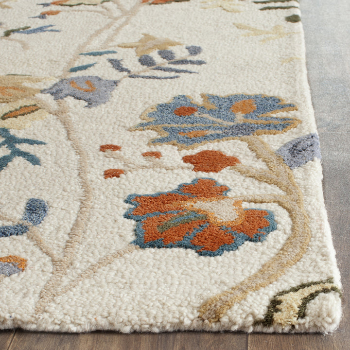 SAFAVIEH Blossom BLM975A Handmade Ivory / Blue Rug Image 5