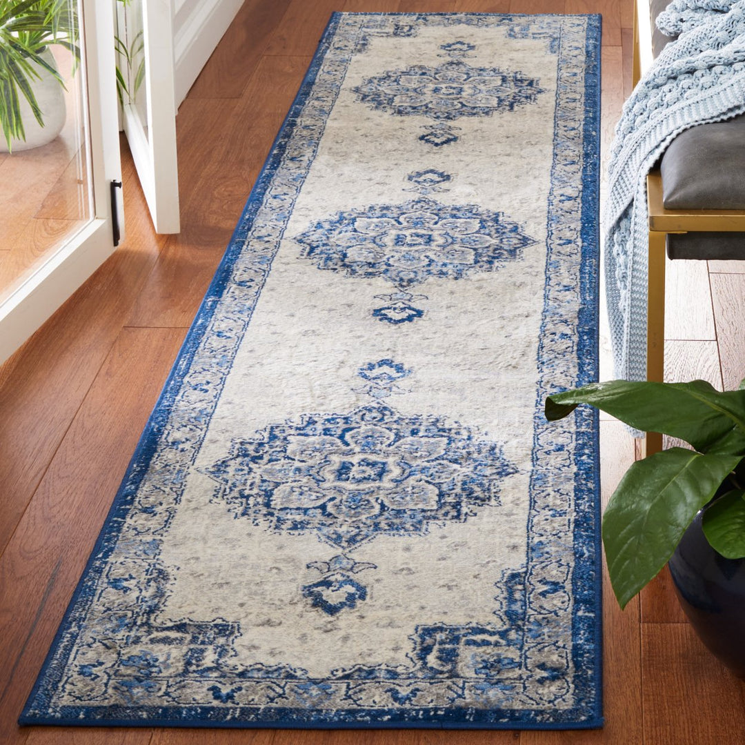 SAFAVIEH Brentwood Collection BNT826M Blue / Ivory Rug Image 2