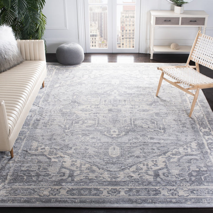 SAFAVIEH Brentwood Collection BNT852B Cream / Grey Rug Image 1