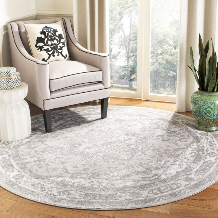 SAFAVIEH Brentwood Collection BNT852B Cream / Grey Rug Image 2