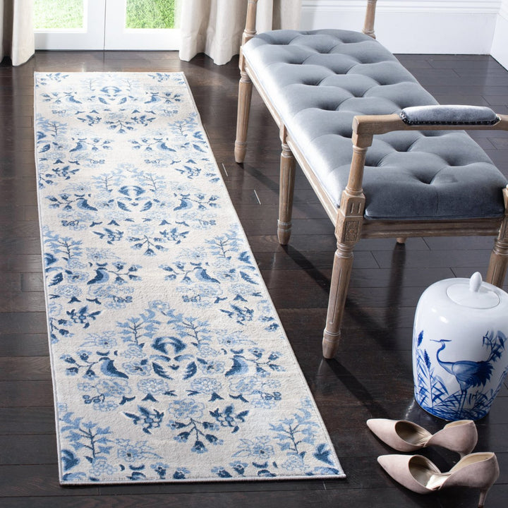 SAFAVIEH Brentwood Collection BNT856D Cream / Blue Rug Image 3