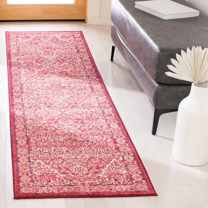 SAFAVIEH Brentwood Collection BNT832Q Red / Ivory Rug Image 3