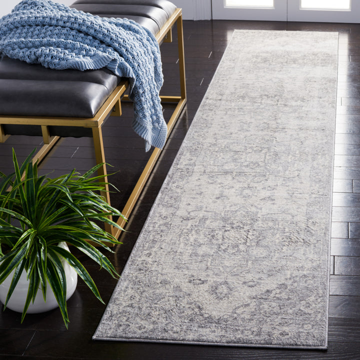 SAFAVIEH Brentwood BNT837F Grey / Light Grey Rug Image 3