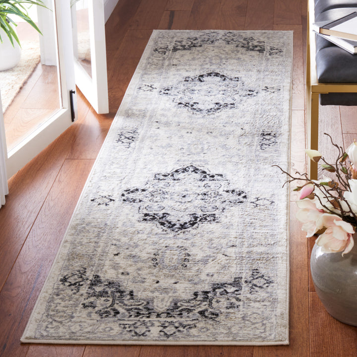 SAFAVIEH Brentwood Collection BNT851C Ivory / Black Rug Image 2