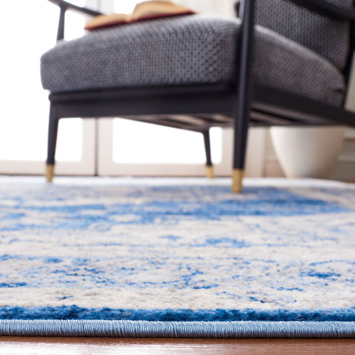 SAFAVIEH Brentwood Collection BNT851M Blue / Grey Rug Image 7