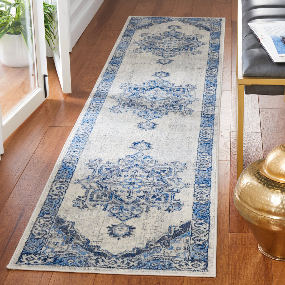 SAFAVIEH Brentwood BNT861M Blue / Light Grey Rug Image 3