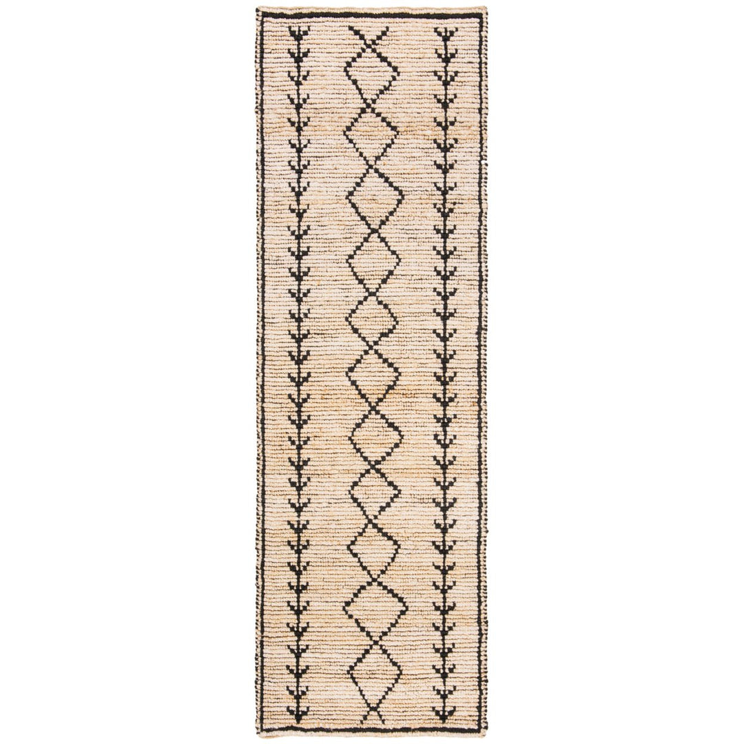 SAFAVIEH Bohemian BOH701A Handwoven Ivory / Black Rug Image 1