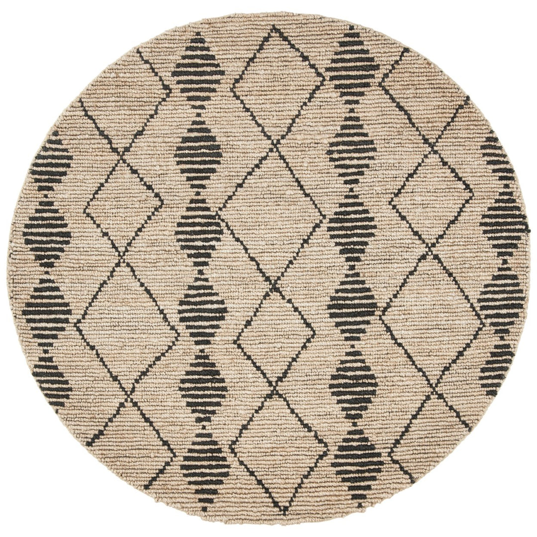 SAFAVIEH Bohemian BOH703Z Handwoven Beige / Black Rug Image 1