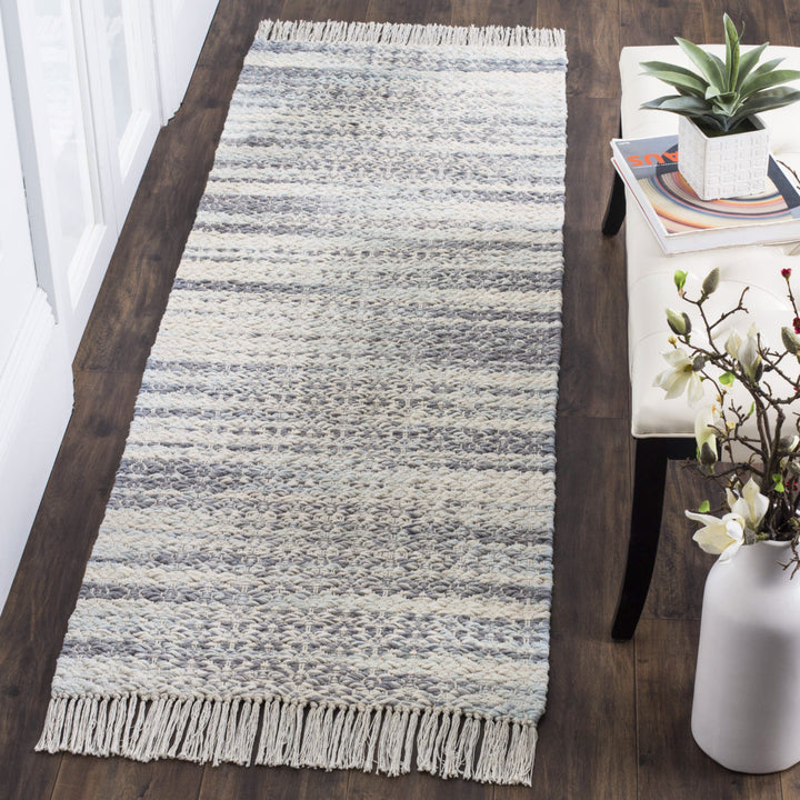 SAFAVIEH Boston BOS707A Handwoven Grey / Ivory Rug Image 2