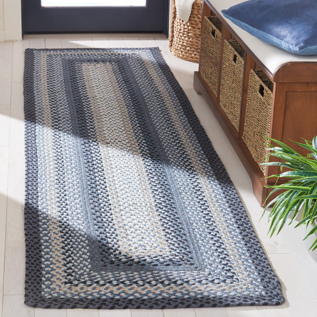 SAFAVIEH Braided BRD651H Handwoven Dark Grey / Blue Rug Image 3