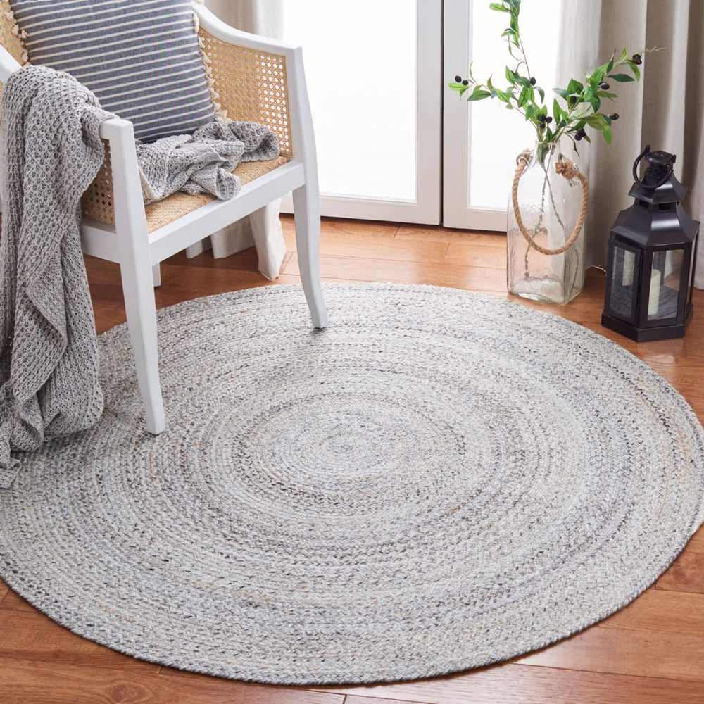 SAFAVIEH Braided Collection BRD851F Handwoven Grey Rug Image 2
