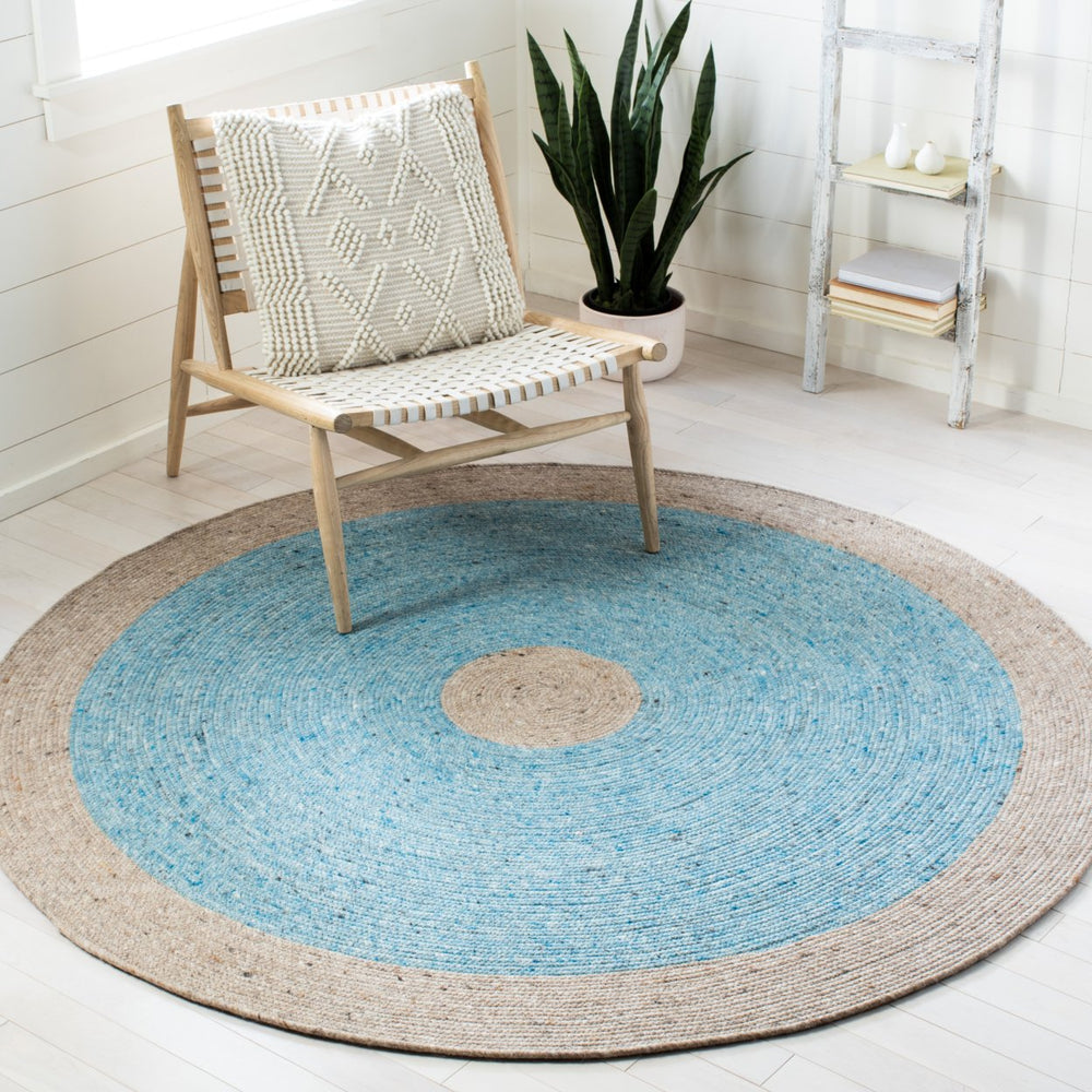 SAFAVIEH Braided BRD908M Handwoven Blue / Beige Rug Image 2